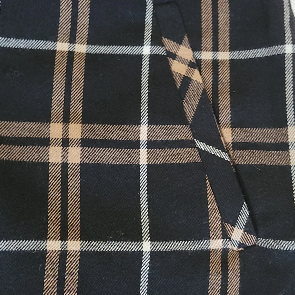 Laura Scott Plaid Skirt Black - Picture 2 of 6